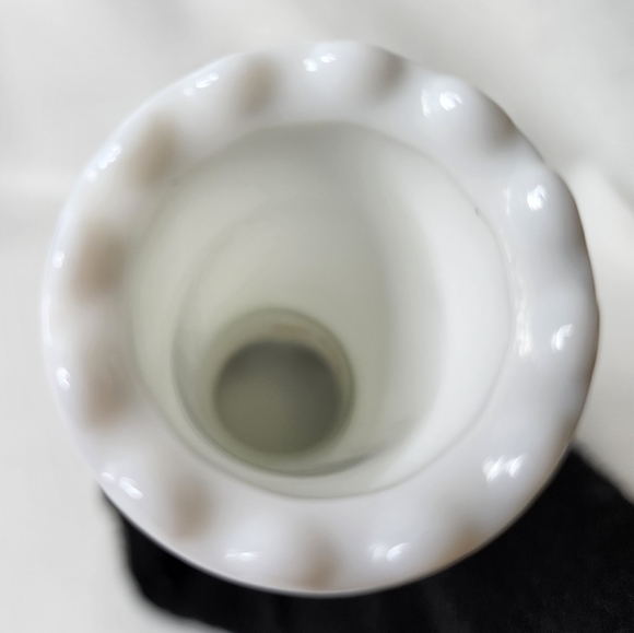 Vintage Vase E O Brody Co USA White Milk Glass Flower Bud Holder 8.5" Tall - Picture 10 of 16